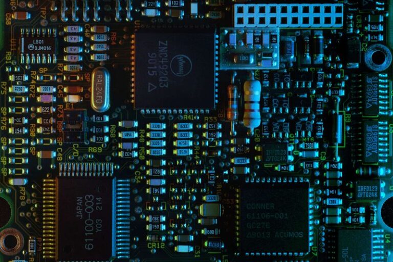 diagram of the quantum computing software stack Understanding the software stack in quantum computing